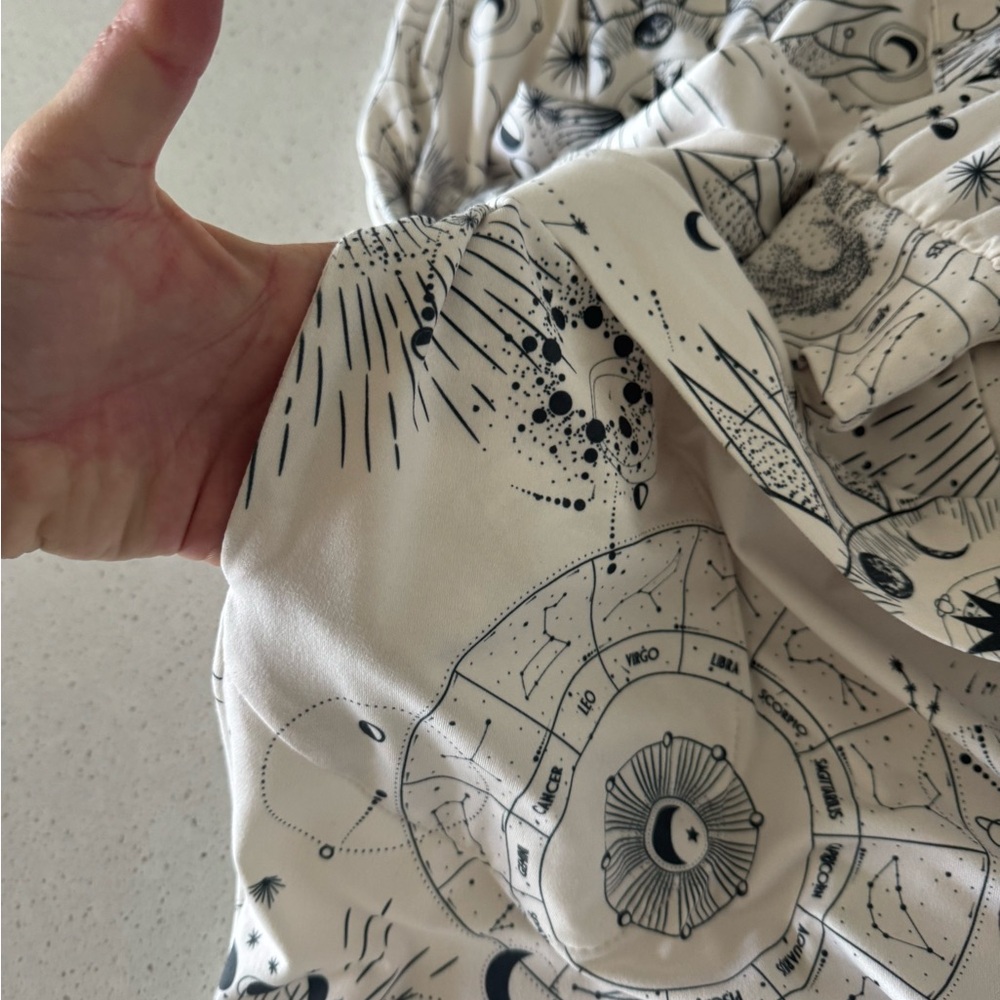 Mason Grey Robe - Picture 12 of 15